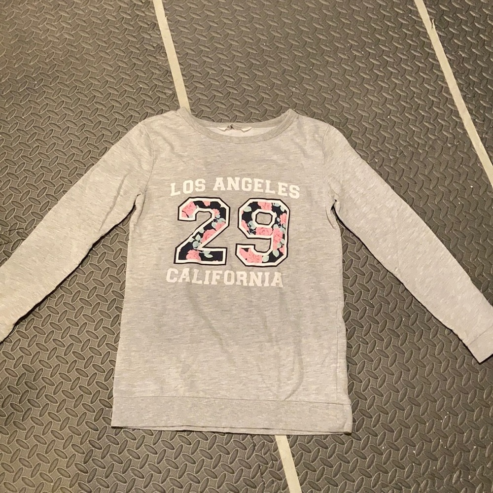 Kids size 10-12Y H&M crew neck sweater